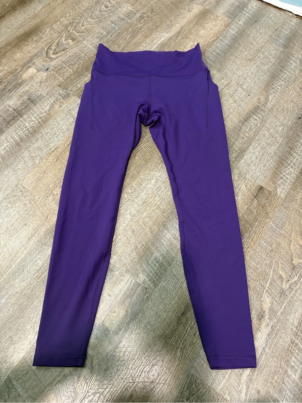 Lululemon Wunder Train High Rise with Pockets 28”